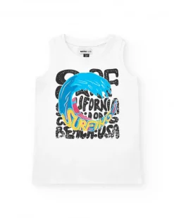 Camiseta para niño en blanco con grafico de ola y letras negras