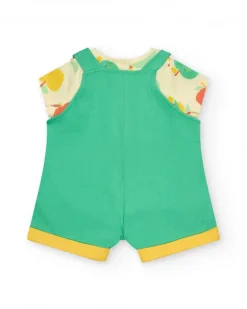 Conjunto para niño con camiseta de manzanas y peto verde con bordado de manzana