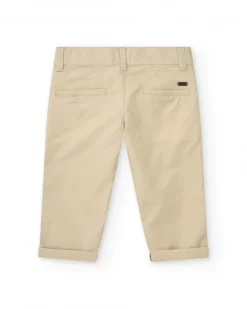 Pantalón largo beige para niño con bolsillos y dobladillo enrollado